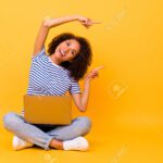 Qué significa alegre lo han de mirar" en la poesía" alegre-mirar