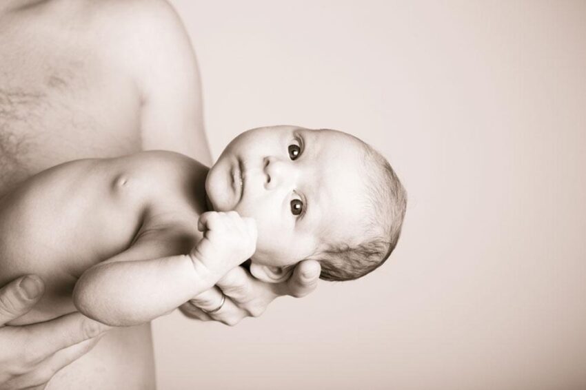 Cómo celebrar el primer mes de vida de tu bebé