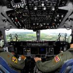 Cómo convertirse en piloto aviador en una escuela militar pilotos-aviadores