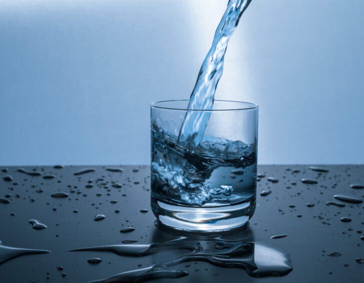 Para qué sirve poner un vaso de agua bajo la cama para el amor 7 Para qué sirve poner un vaso de agua bajo la cama para el amor